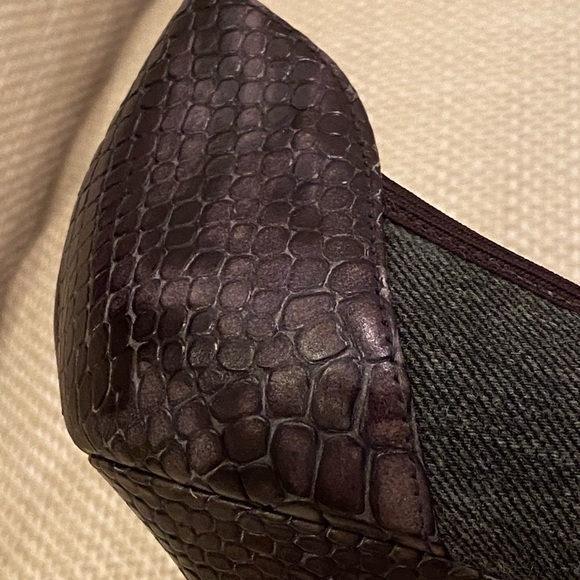 Donald J Pliner Dark Denim Open Toe W Snake Print Leather Heel / Womens Size 7N - Picture 6 of 11